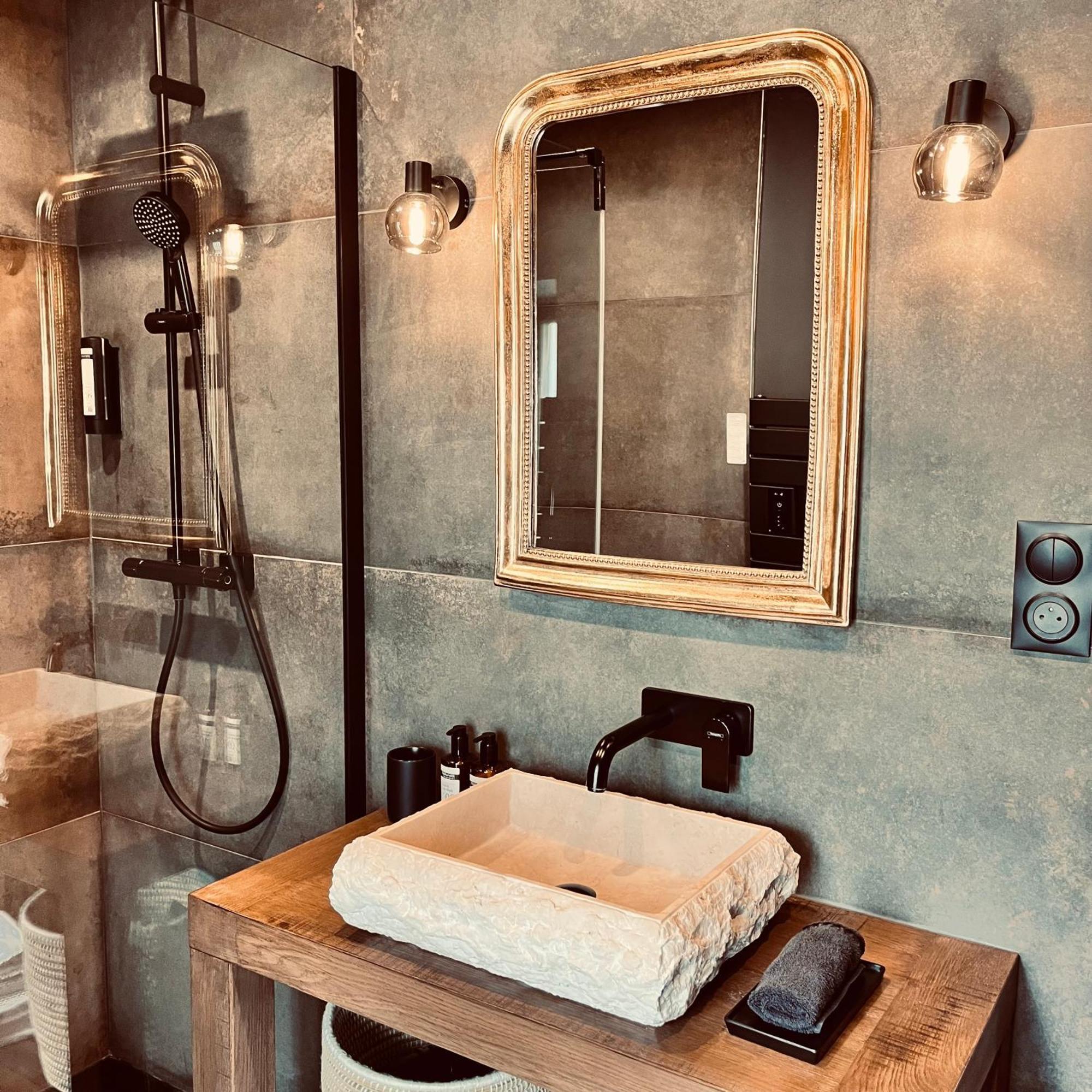Hotel Rive Sud Σινόν Εξωτερικό φωτογραφία
