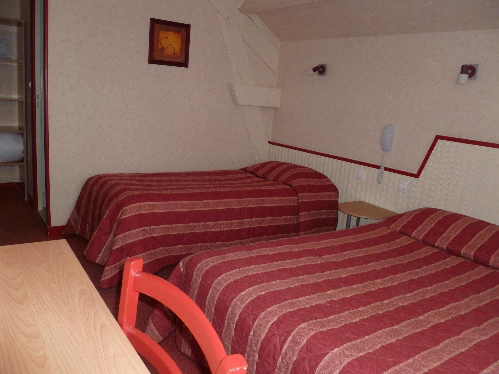Hotel Rive Sud Σινόν Εξωτερικό φωτογραφία