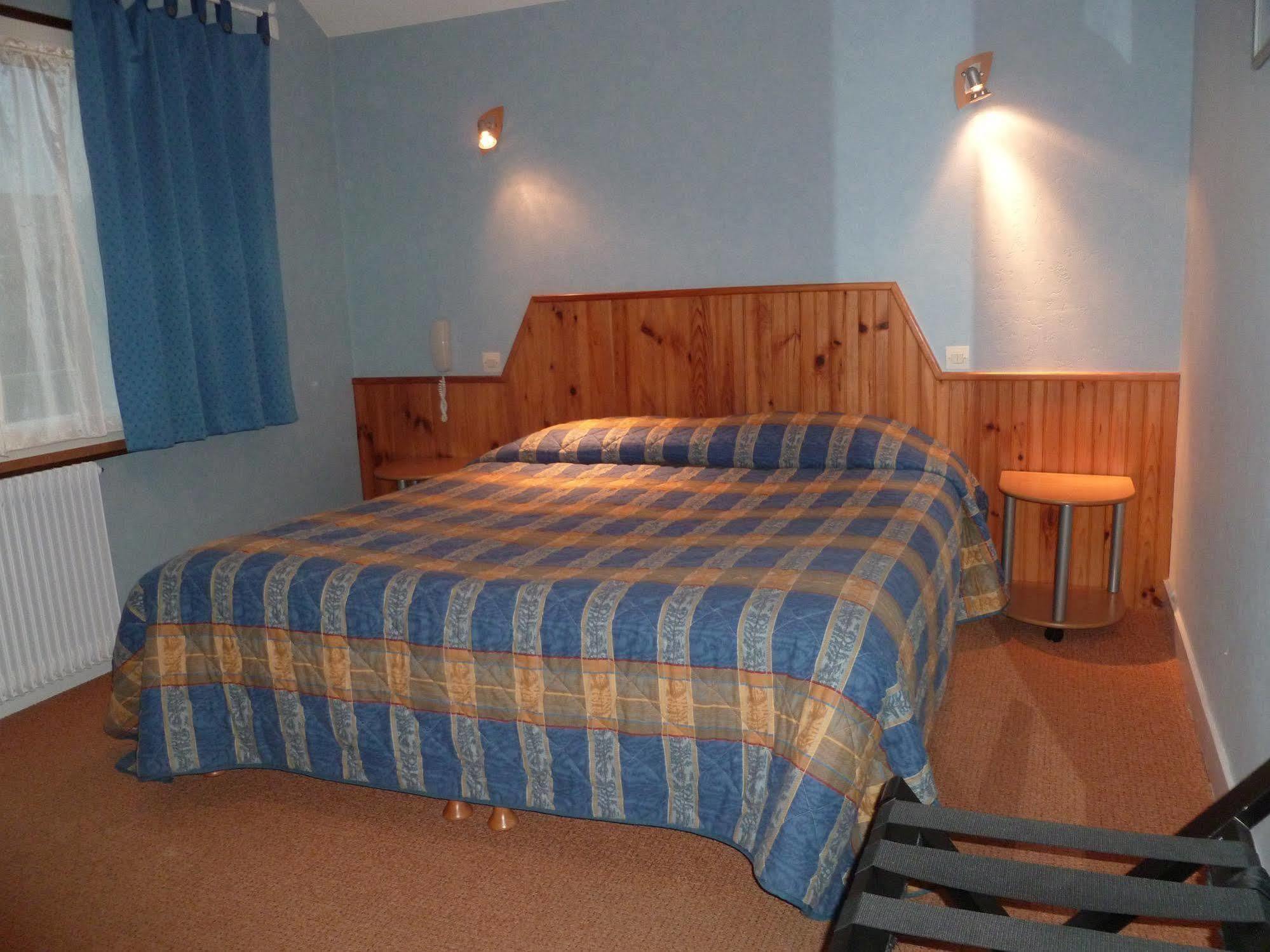 Hotel Rive Sud Σινόν Εξωτερικό φωτογραφία