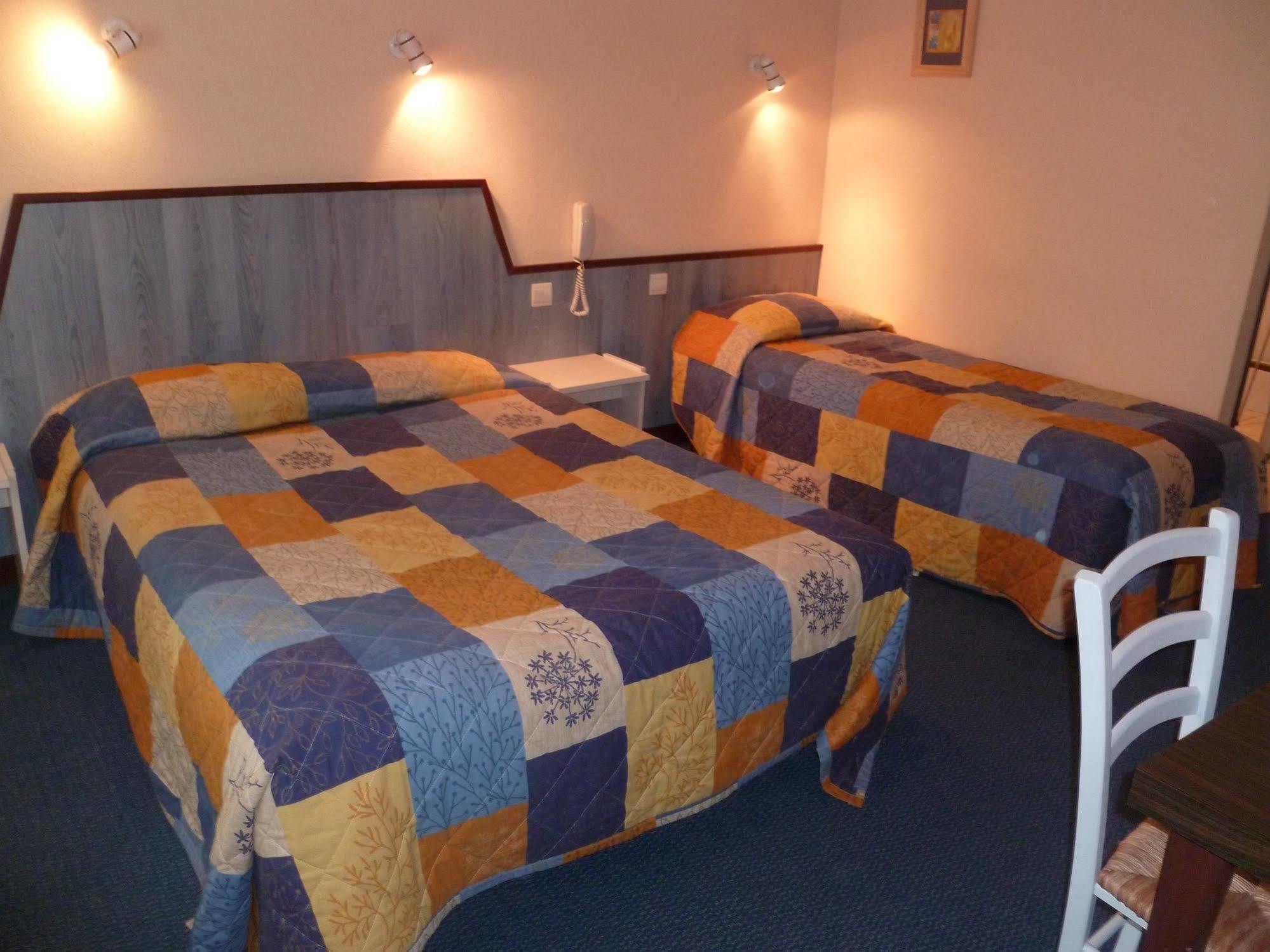 Hotel Rive Sud Σινόν Εξωτερικό φωτογραφία